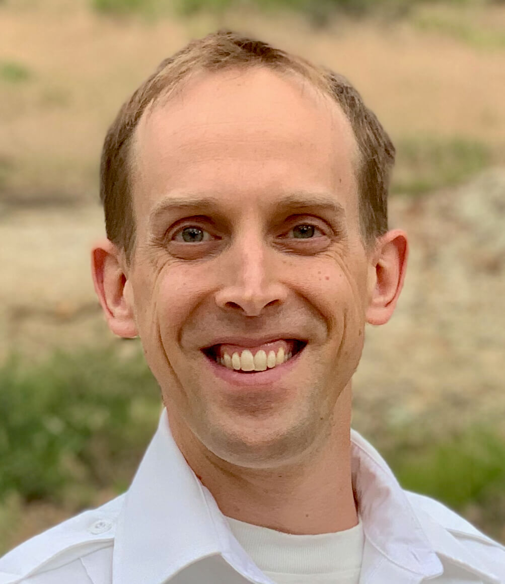 Headshot of Jesse Lind